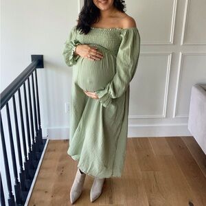 Pink Blush Maternity Green Smocked Midi Dress Size Small